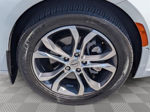Used 2021 Chrysler Pacifica Pinnacle AWD/4WD image 11