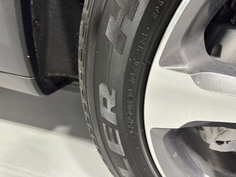 New 2024 Jeep Grand Cherokee Limited 4xe image 17