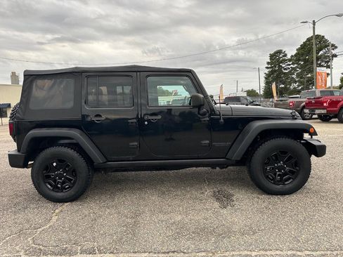 Used 2015 Jeep Wrangler Unlimited Sport image 6