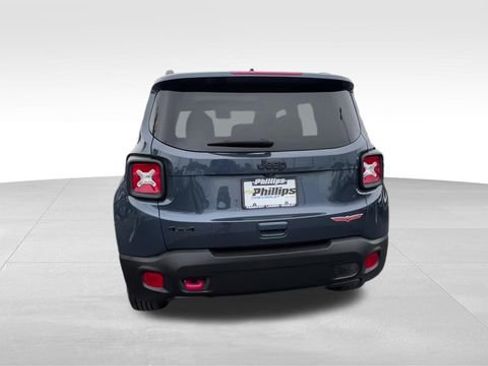 Used 2023 Jeep Renegade Trailhawk w/ Sun/Sound Group AWD/4WD image 6