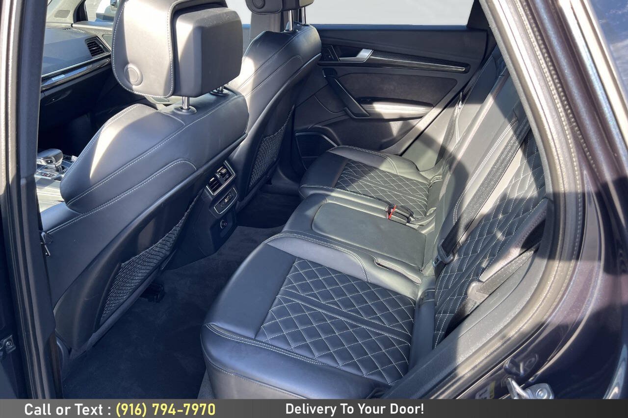 Used 2018 Audi SQ5 Prestige w/ Prestige Package AWD/4WD image 16