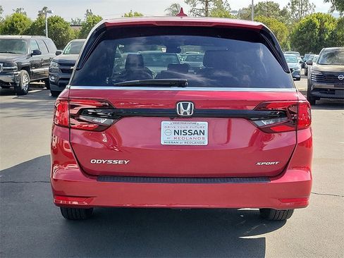 Used 2023 Honda Odyssey Sport image 33