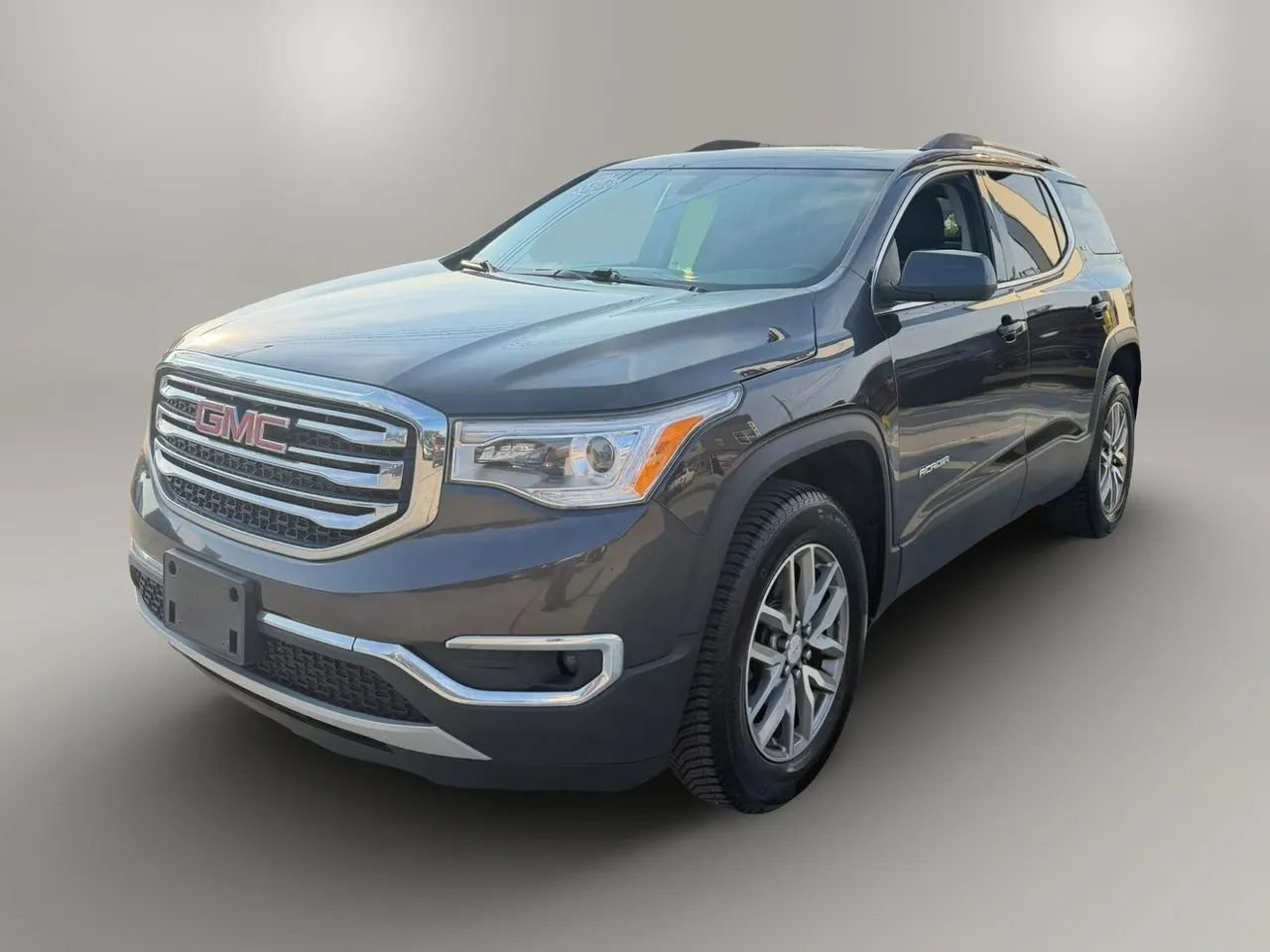 Used 2018 GMC Acadia SLE w/ Driver Alert Package I AWD/4WD image 3