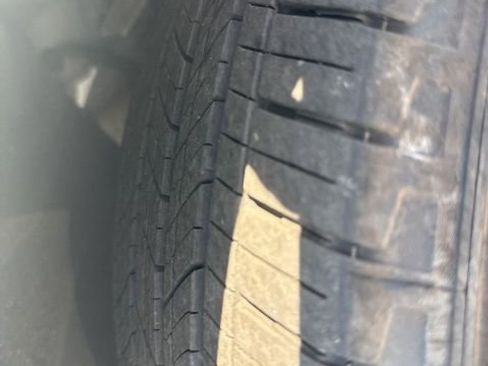 Used 2021 Ford Edge Titanium image 14