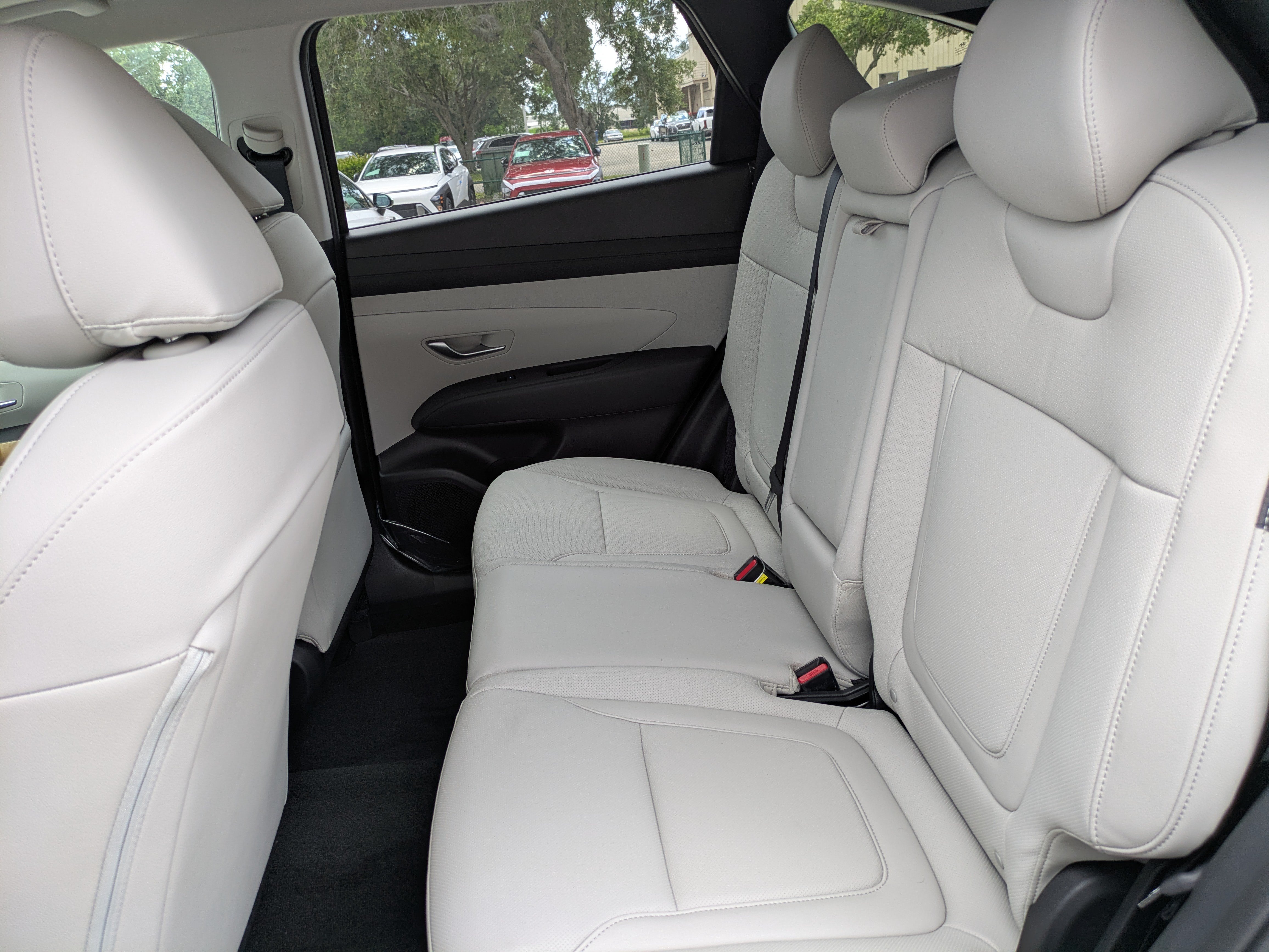New 2026 Hyundai Tucson SEL FWD image 12