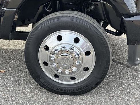 Used 2021 Ford F450 Platinum w/ FX4 Off-Road Package image 7