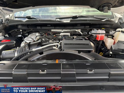 Used 2025 GMC Sierra 3500 Denali w/ Denali Reserve Package image 14