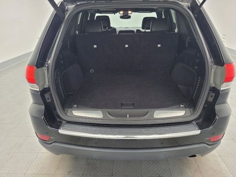 Used 2018 Jeep Grand Cherokee Limited image 29