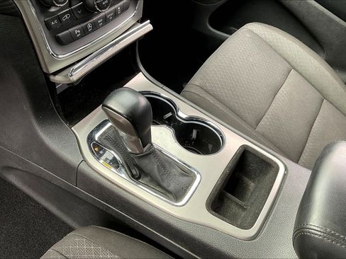 Used 2021 Jeep Grand Cherokee Laredo w/ Security & Convenience Group image 20