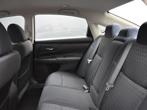Used 2017 Nissan Altima 2.5 S w/ Power Driver Seat Package FWD image 8