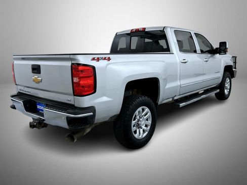 Used 2019 Chevrolet Silverado 2500 LTZ w/ Duramax Plus Package AWD/4WD image 5