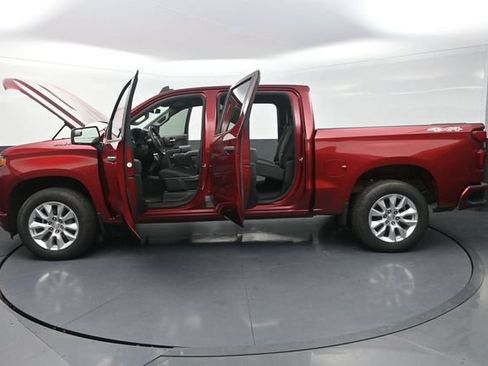 Used 2020 Chevrolet Silverado 1500 Custom w/ Custom Value Package AWD/4WD image 44