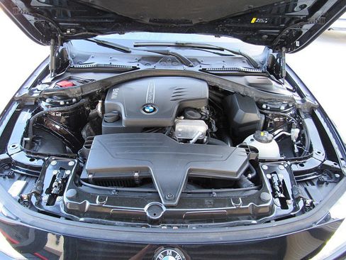 Used 2018 BMW 320i xDrive Sedan image 29