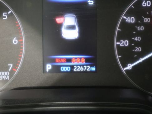Used 2024 Toyota Corolla LE FWD image 40