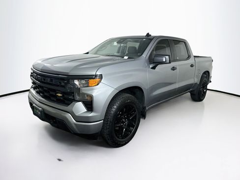 Used 2025 Chevrolet Silverado 1500 Custom w/ Turbomax Blackout Package RWD image 3