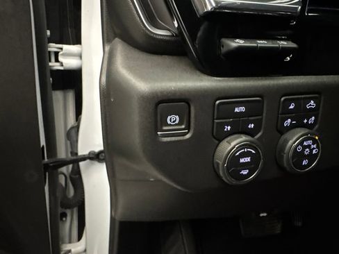 Used 2024 Chevrolet Silverado 1500 LTZ w/ Technology Package AWD/4WD image 30
