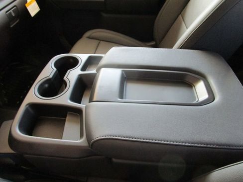 New 2026 GMC Sierra 1500 Pro w/ Trailering Package image 40