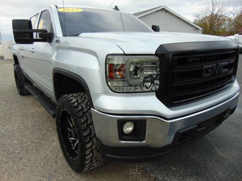 Used 2015 GMC Sierra 1500 SLE w/ SLE Value Package image 2