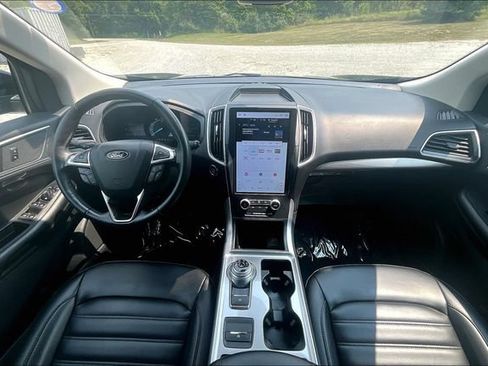 Used 2024 Ford Edge SEL AWD/4WD image 13