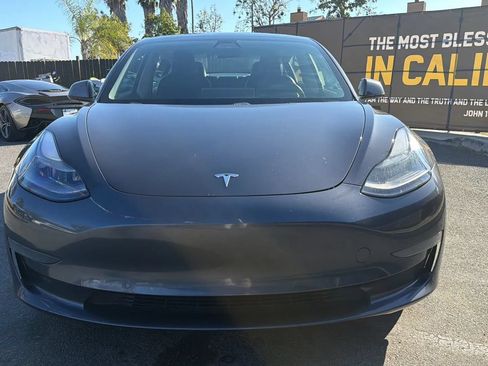 Used 2021 Tesla Model 3 Standard Range Plus RWD image 12