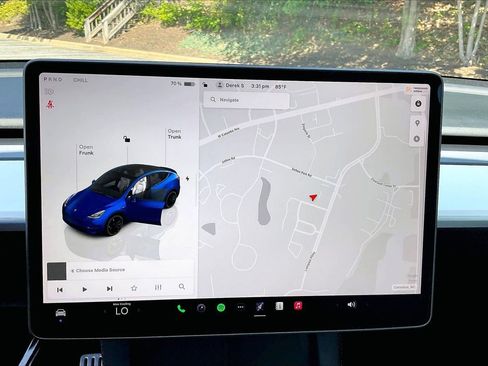 Used 2024 Tesla Model Y Performance AWD/4WD image 14
