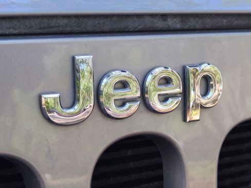 Used 2017 Jeep Wrangler Sport w/ Quick Order Package 24S image 12