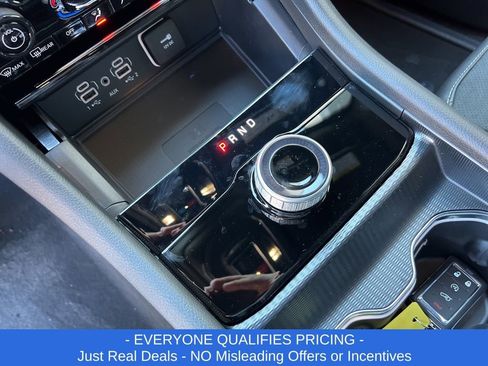 New 2025 Jeep Grand Cherokee Altitude image 18