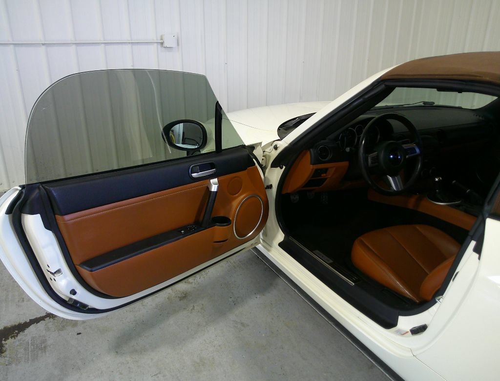 Used 2007 MAZDA MX-5 Miata Grand Touring w/ Premium Pkg RWD image 20