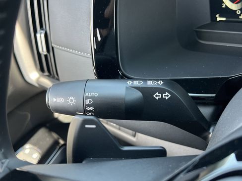 New 2026 Nissan Pathfinder SL image 10