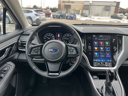 Used 2025 Subaru Outback Onyx Edition w/ Popular Package #2 image 2