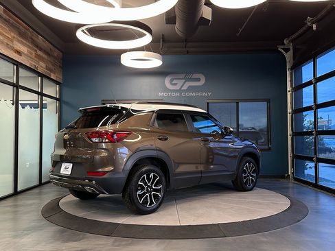 Used 2022 Chevrolet TrailBlazer ACTIV image 3