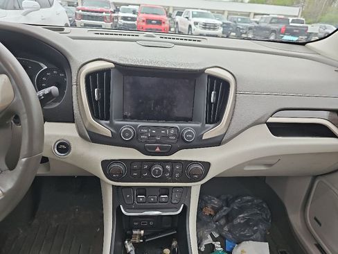 Used 2018 GMC Terrain Denali w/ Advanced Safety Package AWD/4WD image 8