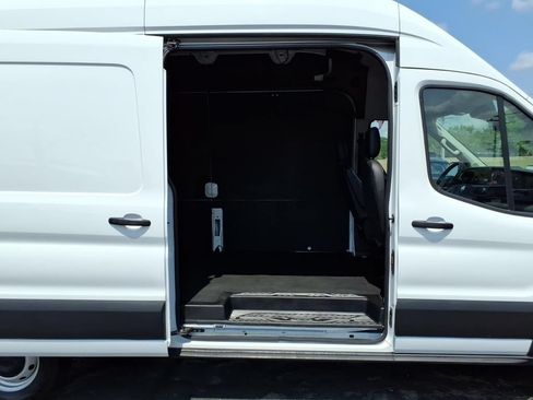 Used 2025 Ford Transit 250 148 High Roof Extended w/ Load Area Protection Package RWD image 10