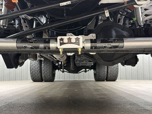 Used 2026 Ford F450 Platinum w/ FX4 Off-Road Package image 15