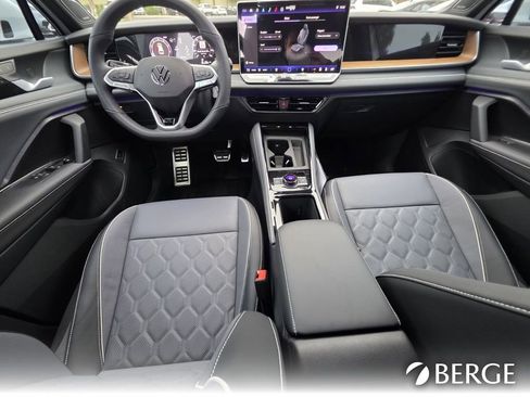 New 2026 Volkswagen Tiguan SEL R-Line image 27