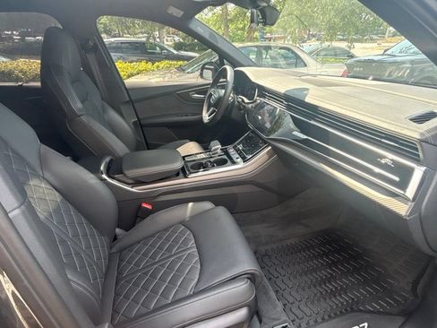 Used 2025 Audi SQ7 Prestige AWD/4WD image 23