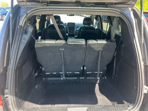 Used 2019 Dodge Grand Caravan GT FWD image 23