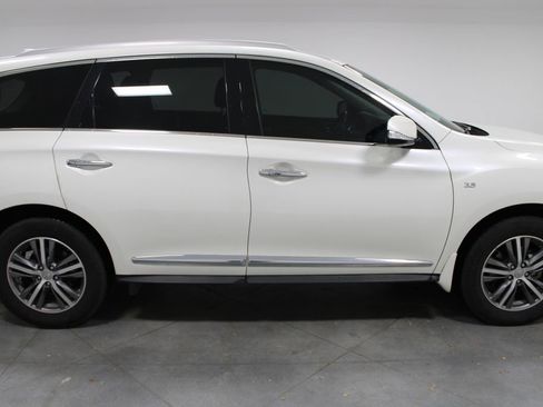 Used 2019 INFINITI QX60 Luxe FWD image 11