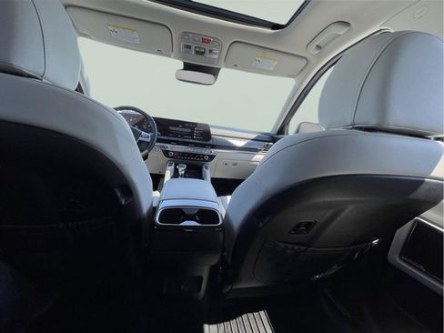 Used 2024 Kia Telluride SX FWD image 17
