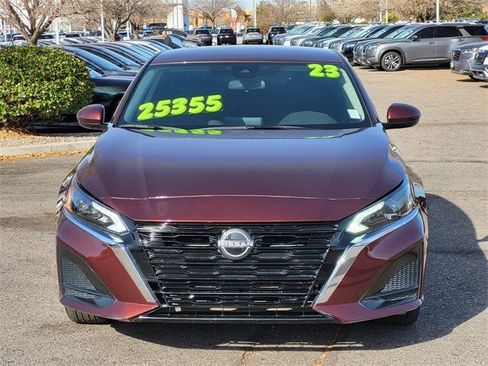 Used 2023 Nissan Altima 2.5 SV image 9