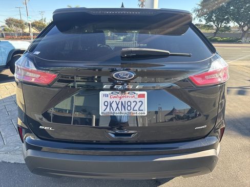 Used 2024 Ford Edge SEL w/ Sport Appearance Package image 7