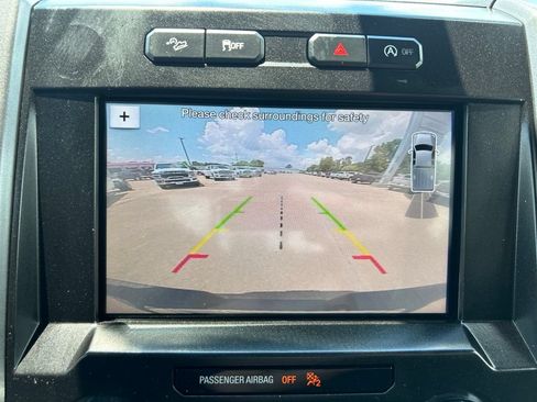 Used 2017 Ford F150 XLT w/ Equipment Group 302A Luxury AWD/4WD image 16