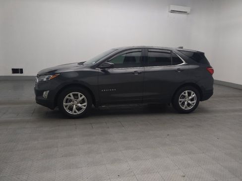 Used 2020 Chevrolet Equinox LT FWD image 2