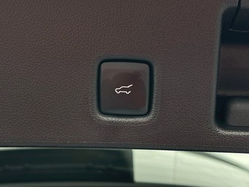 Used 2024 Ford Escape ST-Line w/ Tech Pack #1 AWD/4WD image 10