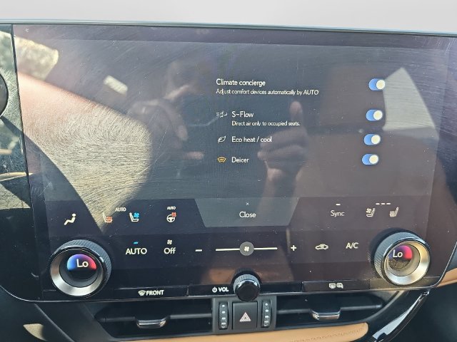 Used 2025 Lexus NX 250 FWD w/ Accessory Package (2T) image 27