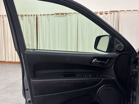 Used 2025 Dodge Durango GT AWD/4WD image 19