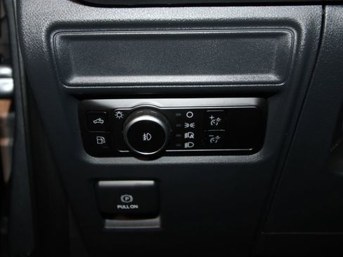 Used 2025 Ford F150 XL w/ Equipment Group 104A Hybrid image 9