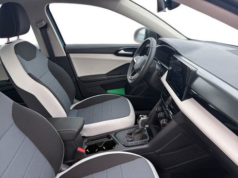 New 2025 Volkswagen Taos S image 15