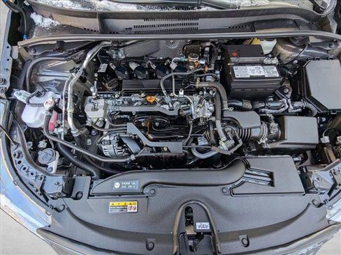 Certified 2025 Toyota Corolla SE image 21