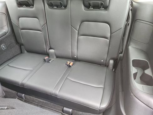 Used 2024 Nissan Pathfinder SL w/ Cargo Package FWD image 32